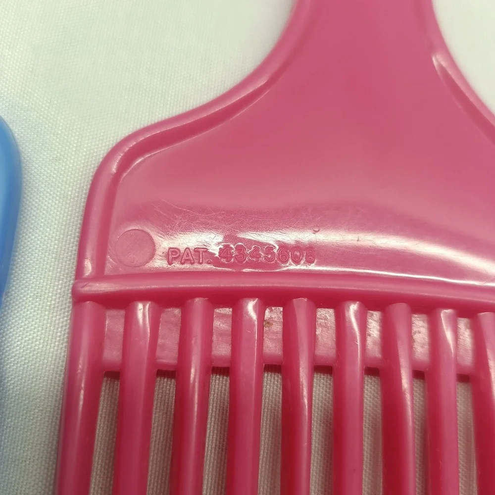 Lot Of 2 Vtg 80s 90s Goody USA Patent 4345608 Hair Color Dip Pick Comb Blue Pink